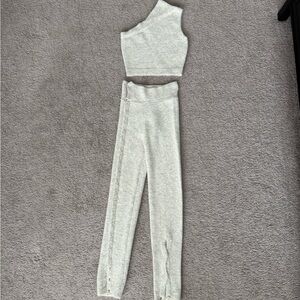 Ruve Imalona Oatmeal Wool Blend Button Pant/Off the Shoulder Top Size: XS